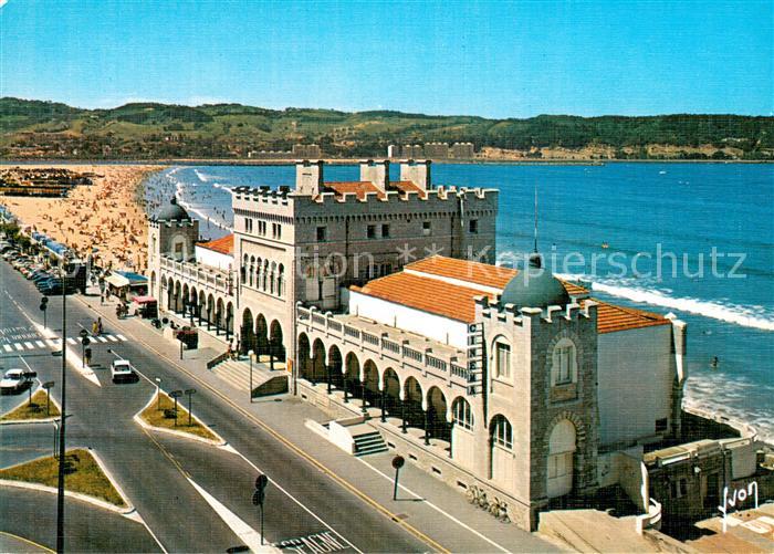 Hendaye 64 Le Casino et la Plage En arriere Plan l'Espagne