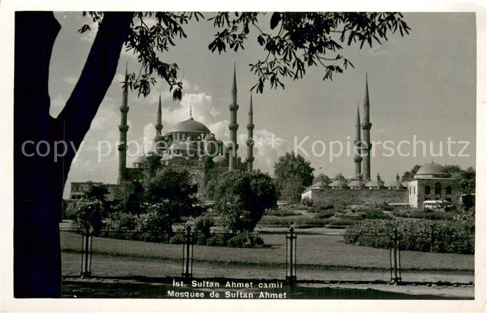 Istanbul Constantinopel TK Mosque de Sultan Ahmet