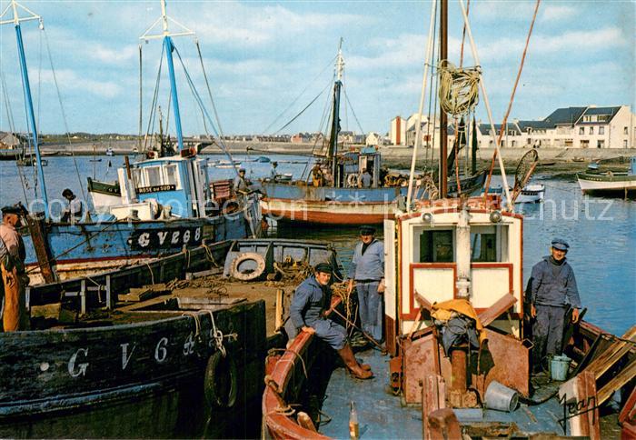 Le Guilvinec 29 Finistere Lechiagat Un coin du Port