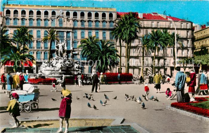 Toulon Var Place de la Liberte - Les Pigeons