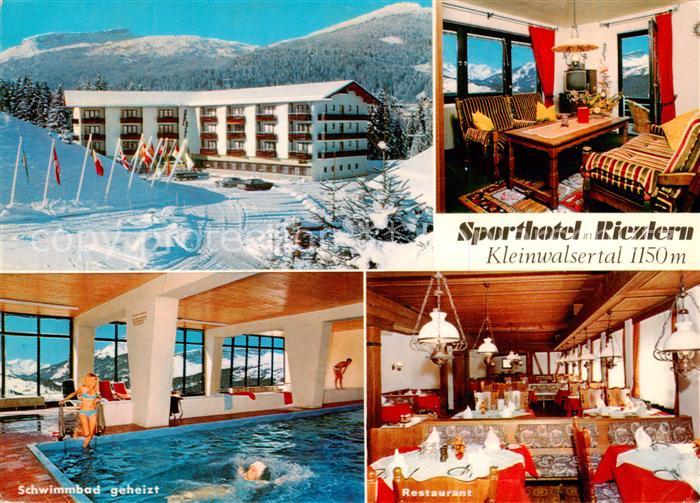 Riezlern Kleinwalsertal Vorarlberg Sporthotel in Riezlern Aussenansicht - Hallen