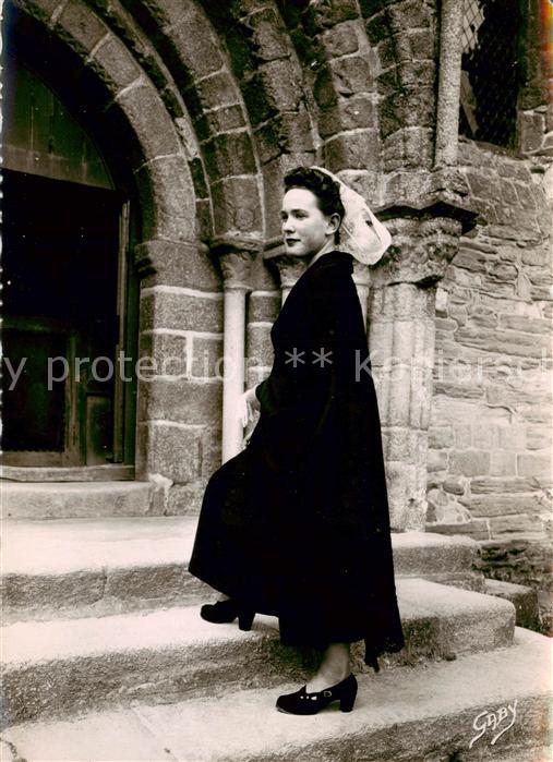 Saint-Pol-de-Leon 29 Finistere Coiffe du Tregor - Costumes Bretons