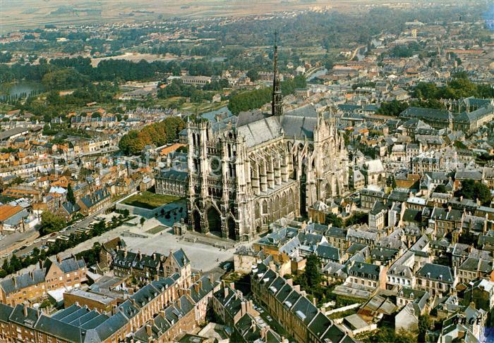 Amiens 80 Fliegeraufnahme La Cathedrale