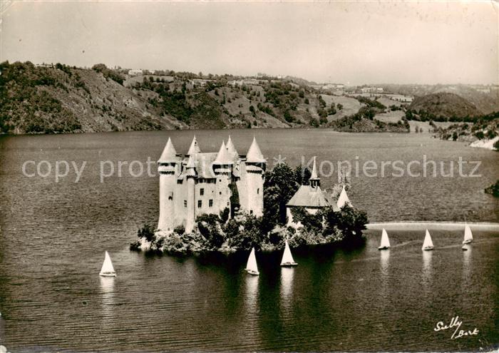 VAL  Chateau-de 15 Cantal Fliegeraufnahme Chateau de Val - Commune de Lanobre de