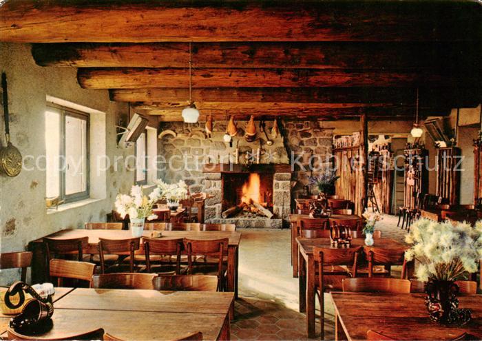 Le Puy-Mary Montagne 1787m 15 Cantal Interieur du Chalet Refuge du Col du Pas de