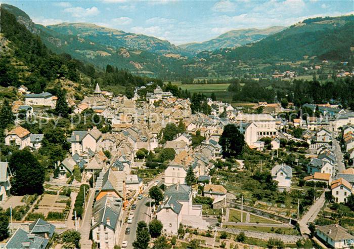 Vic-sur-Cere 15 Fliegeraufnahme Gesamtansicht