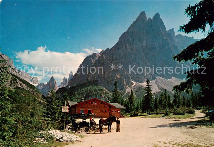 Fischleinboden Dolomiti IT Talschlusshuette Pferdekutsche Rifugio fondo Valle Fi