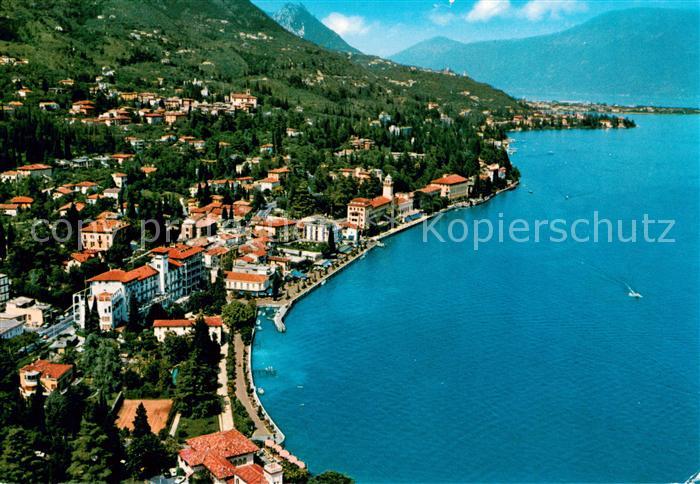 Gardone Riviera di Garda IT Fliegeraufnahme