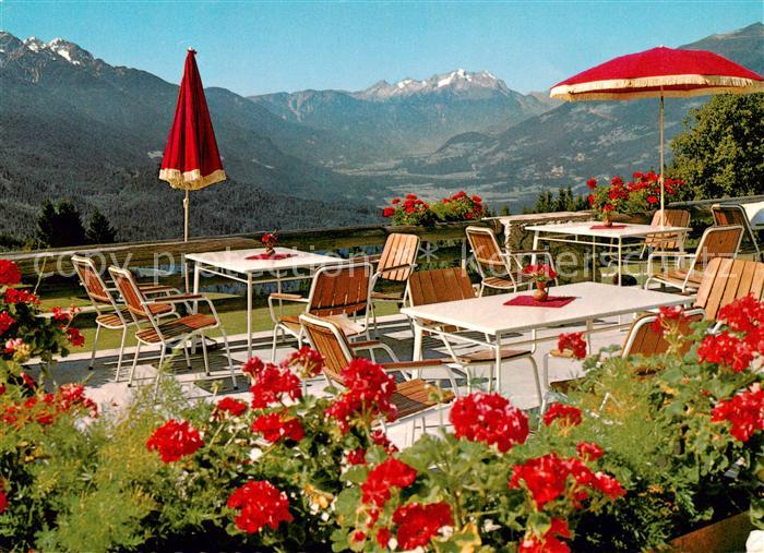 Greifenburg Kaernten AT Alm-Restaurant Tschabitscher Terrasse Blick ins Drautal