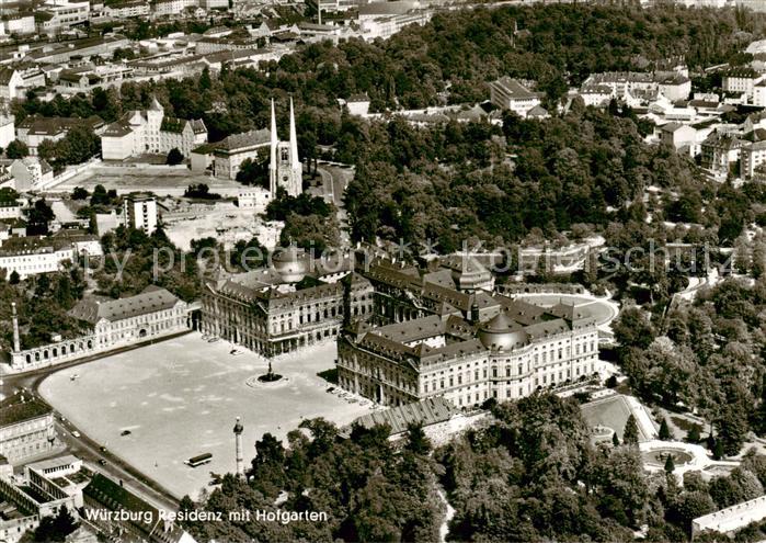 WueRZBURG Bayern Residenz mit Hofgarten Fliegeraufnahme