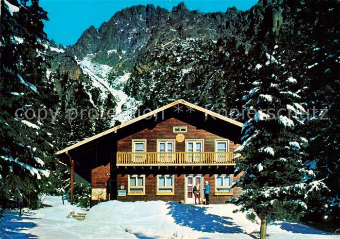 Hohe Tatra Chata kpt. Nalepku Berghuette im Winter