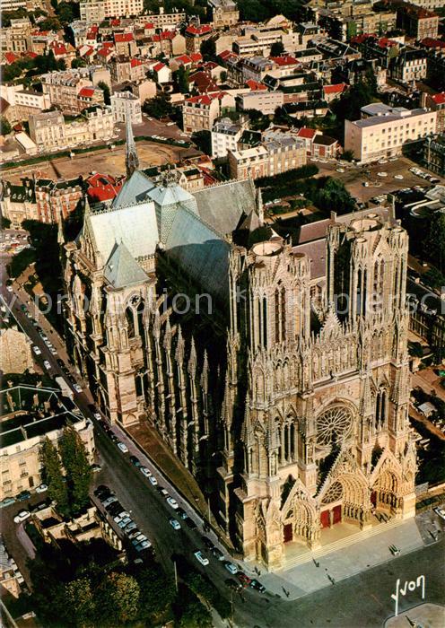 Reims 51 La Cathedrale Vue aerienne