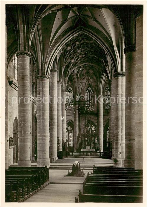 Schwaebisch Gmuend Heiligkreuzkirche Mittelschiff und Chor