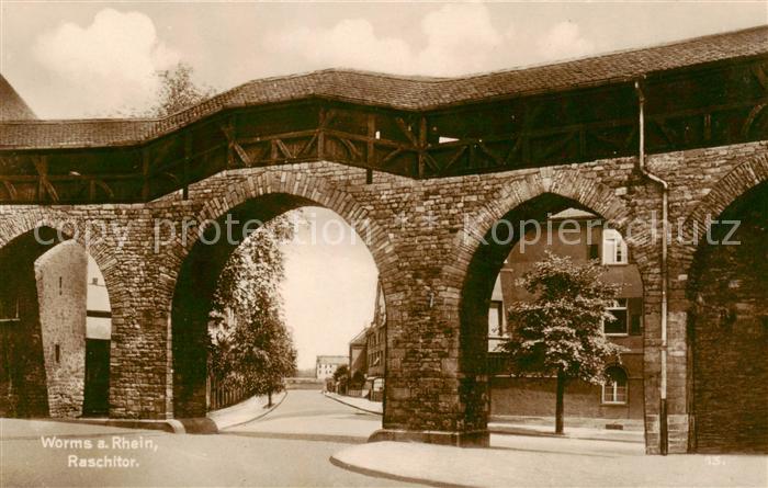 Worms Rhein Raschitor
