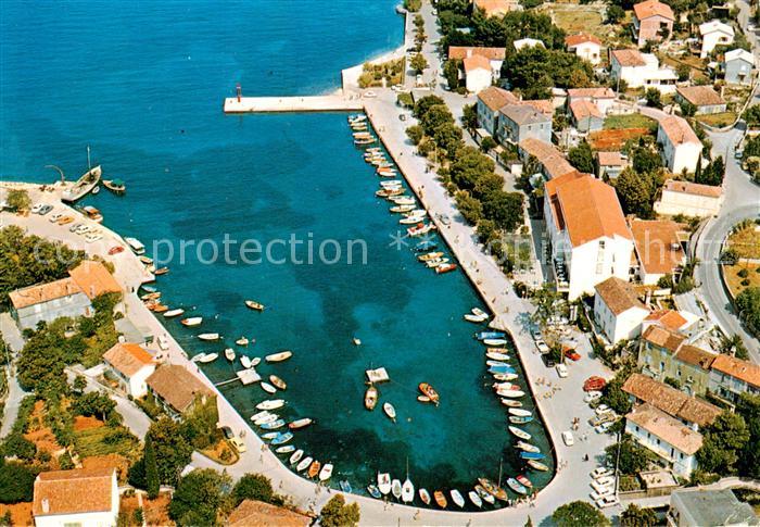 Malinska Haludovo Croatia Fliegeraufnahme Teilansicht Bucht Anlegestelle