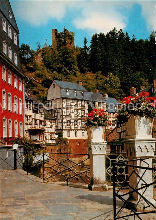 Monschau Montjoie NRW Rotes Haus m. Ruine Haller Fachwerkhaeuser