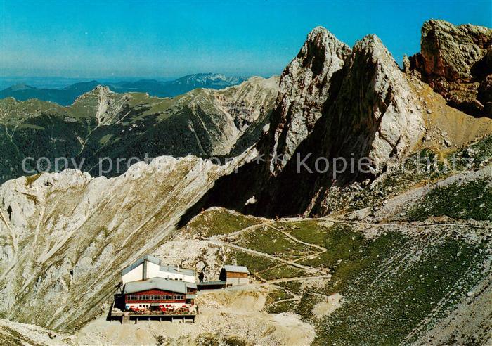 Mittenwald Bayern Berggaststaette und Bergstation der Karwendelbahn Fliegeraufna