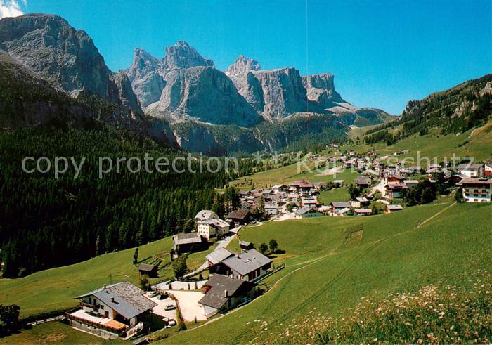 Colfosco 1645m Dolomiti IT Panorama