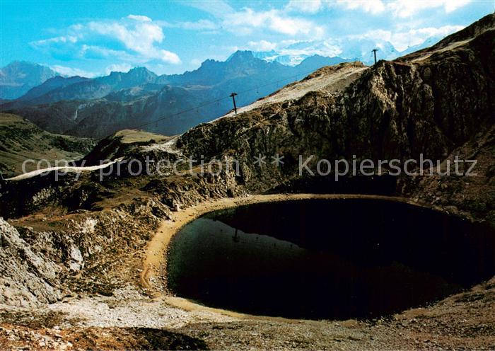 Val Badia Gadertal Suedtirol IT Gruppo Sella Lago Boe verso Civetta e Marmolada