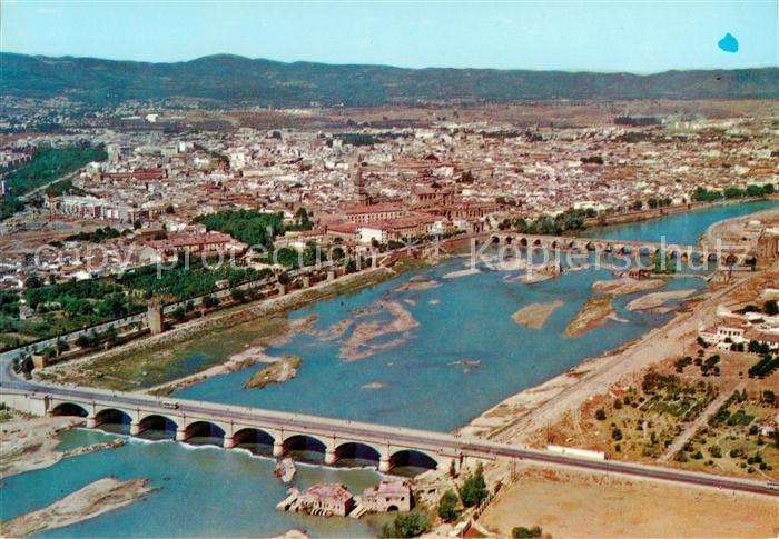Cordoba Andalucia ES Stadtpanorama Blick ueber den Guadalquivir