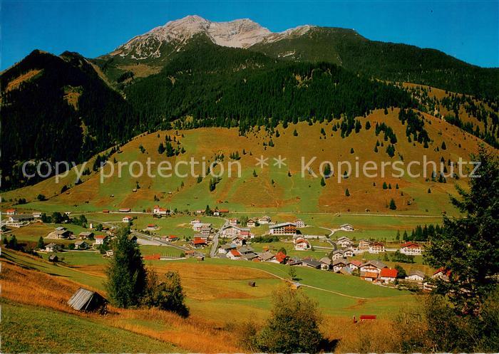 Lermoos Tirol AT Panorama mit Daniel Ammergauer Alpen