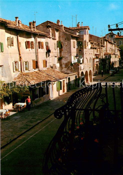Grado Gorizia IT Scorcio di cittá vecchia Altstadt