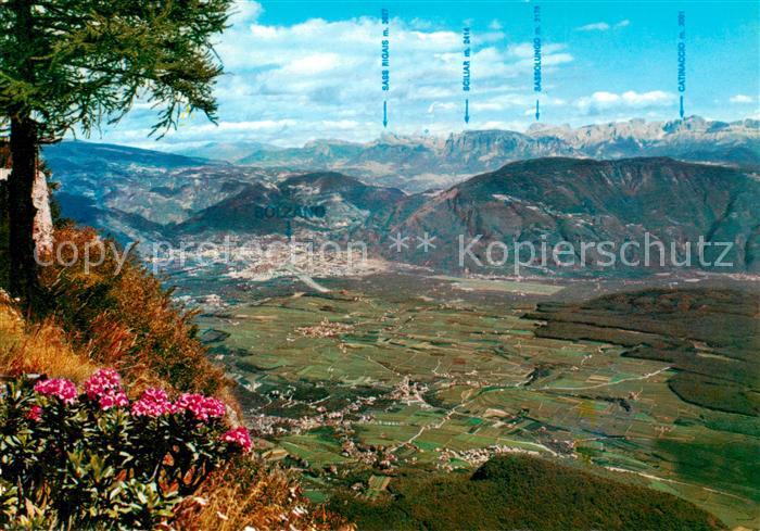 Bozen Suedtirol Panorama Blick ins Etschtal vom Monte Penegal gesehen Dolomiten