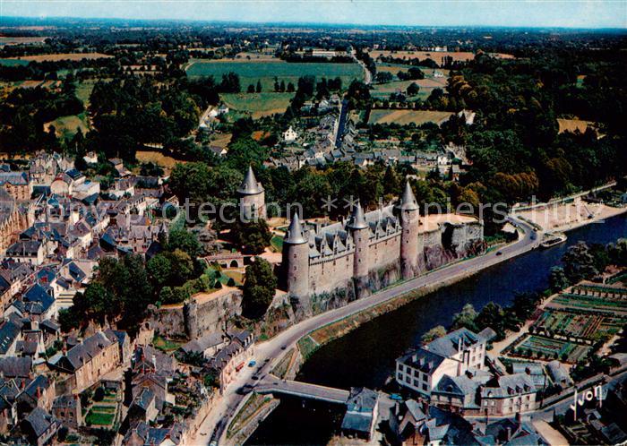 Josselin Le Chateau et Vue generale aerienne