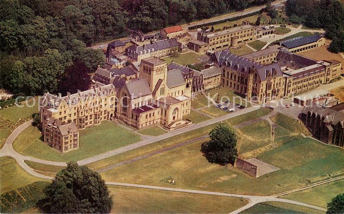 Boreham-Wood Borehamwood Hertfordshire UK Castle Schloss