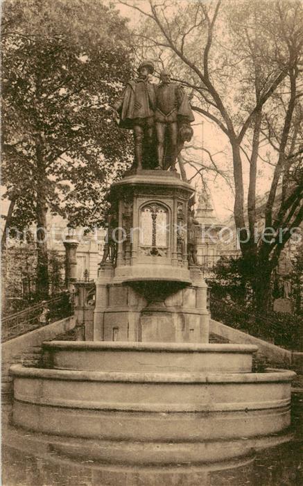 Bruxelles Bruessel Square du Petit Sablon Statue des Comtes d’Egmont et de Horne