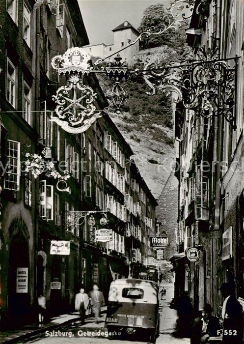 Salzburg  AT Getreidegasse