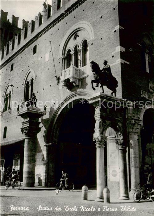 Ferrara IT Statua dei Duchi Nicolo e Borso d Este