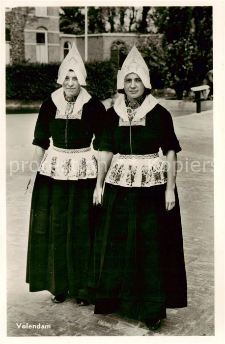 Volendam Trachtenfrauen