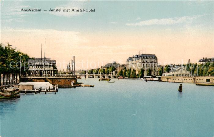 Amsterdam  NL Amstel met Amstel Hotel