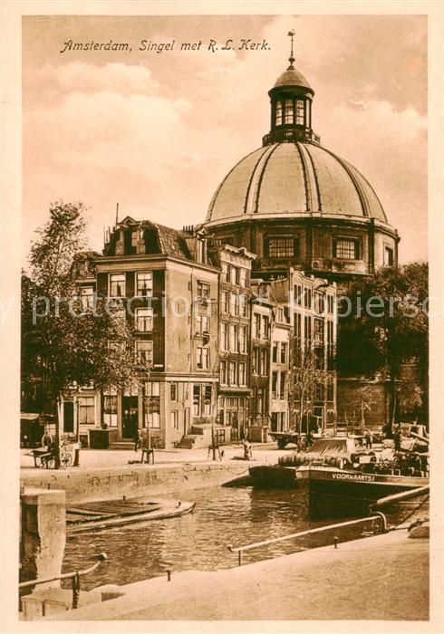Amsterdam  NL Singel met RL Kerk