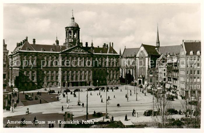 Amsterdam  NL Dam met Koninklijk Paleis