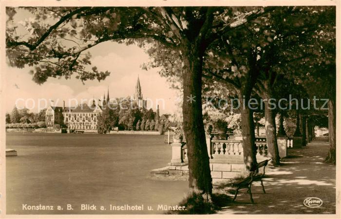 Konstanz Bodensee Uferpromenade Blick auf Inselhotel und Muenster