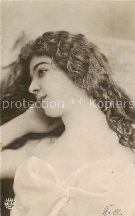 Foto NPG Nr. Nr.271 10 Frau foto