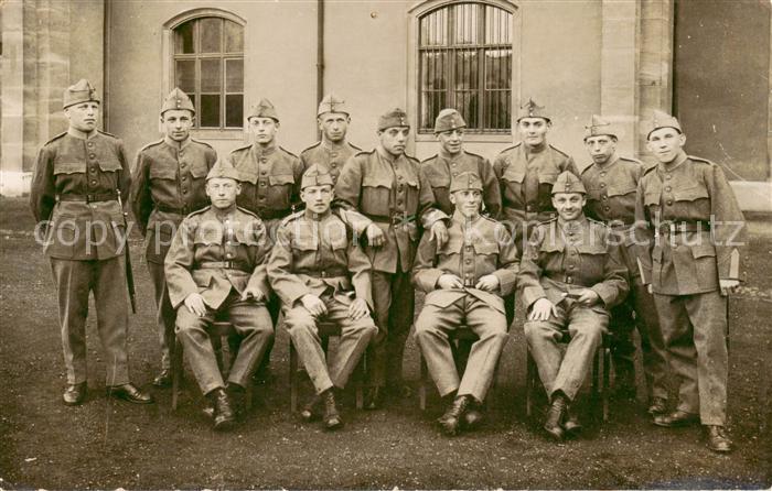 Militaria Schweiz Soldaten gruppen foto