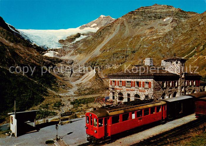 Eisenbahn Alp Gruem und Paluegletscher Rhaetische Bahn