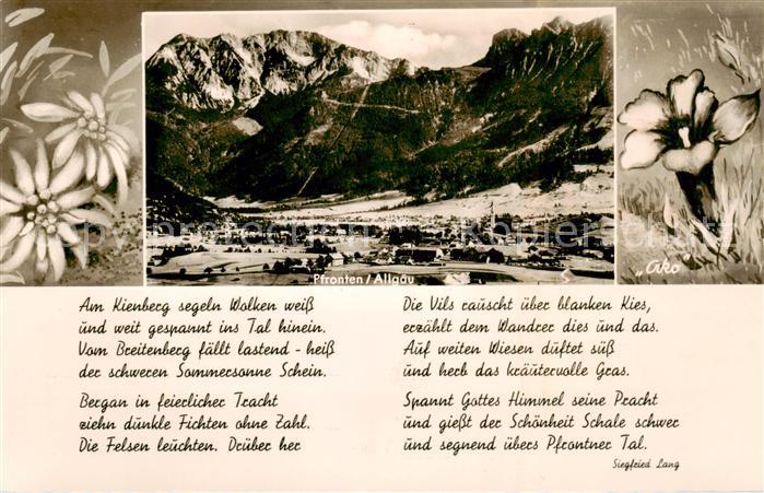 Pfronten Ostallgaeu Bayern Gesamtansicht mit Alpenpanorama Edelweiss Enzian Gedi