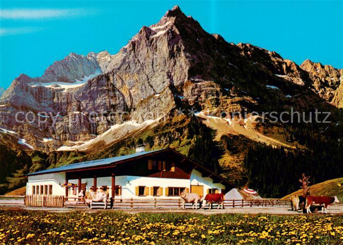 Eng Alm 1272m Tirol Rasthuette mit Karwendel