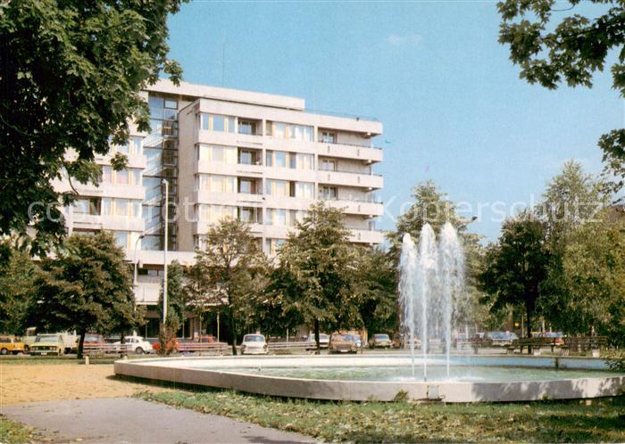Szentes HU Wohnhaus Springbrunnen