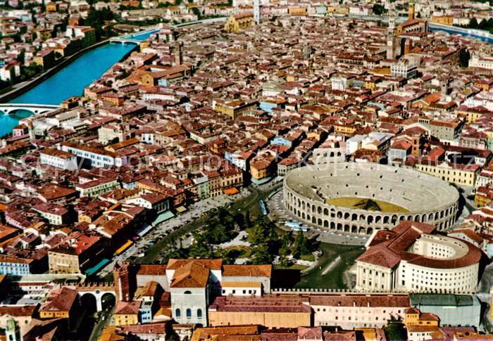 Verona Veneto IT Panorama con arena