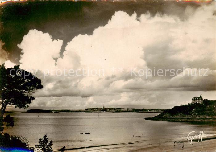 Dinard 35 La plage et vue Generale sur Saint Malo