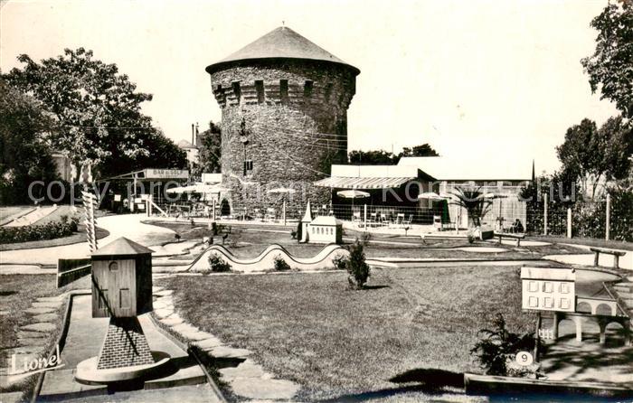 Angers 49 Le Jardin de la Tour des Anglais et son Golf miniature