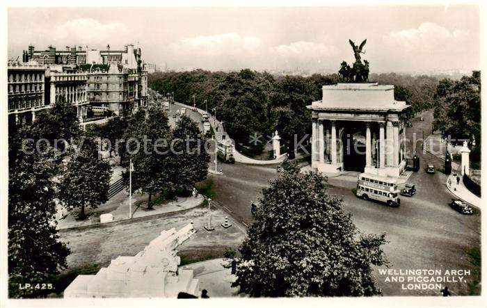 London  UK Wellington Arch and Piccadilly