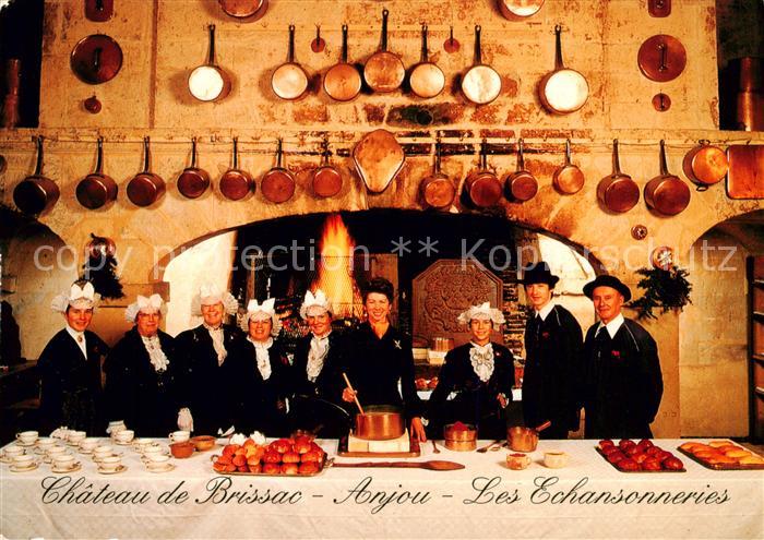 Anjou 38 Isere Chateau de Brissac Les Echansonneries Dejeuner dans les anciennes