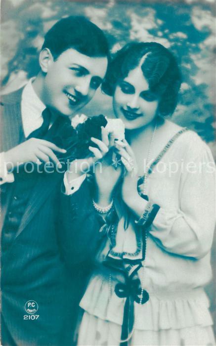 Foto PC Paris Nr. Nr. 2107 Liebespaar Blume