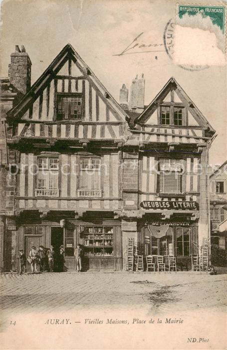 Auray 56 Vieilles Maisons Place de la Mairie